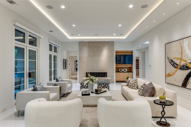 4326 Pomona Road, Dallas, TX 75209