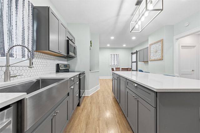 304 Center St, Slippery Rock Boro, PA 16057