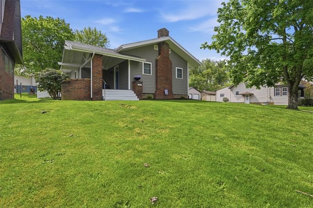 304 Center St, Slippery Rock Boro, PA 16057