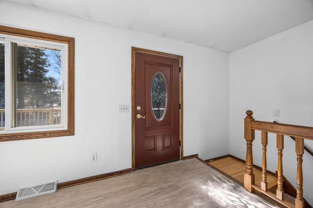 415 6th Street SW, Cokato, MN 55321