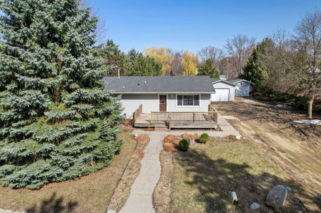 415 6th Street SW, Cokato, MN 55321