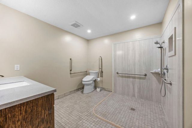 415 6th Street SW, Cokato, MN 55321