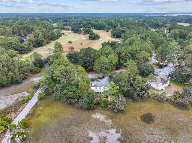 99 Tuscarora Avenue, Beaufort, SC 29907