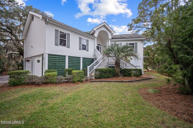 99 Tuscarora Avenue, Beaufort, SC 29907