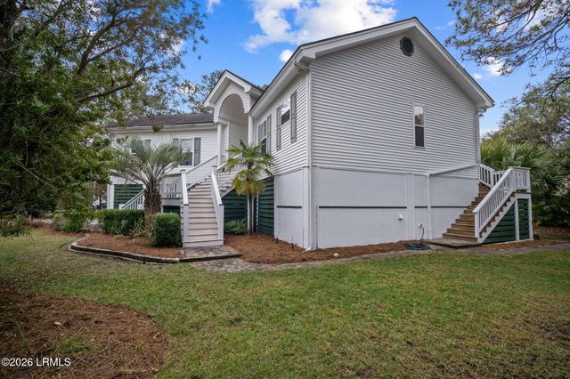 99 Tuscarora Avenue, Beaufort, SC 29907