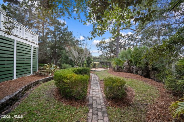 99 Tuscarora Avenue, Beaufort, SC 29907