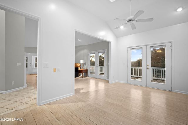 99 Tuscarora Avenue, Beaufort, SC 29907