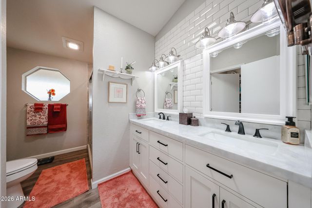 3901 E PINNACLE PEAK Road 236, Phoenix, AZ 85050