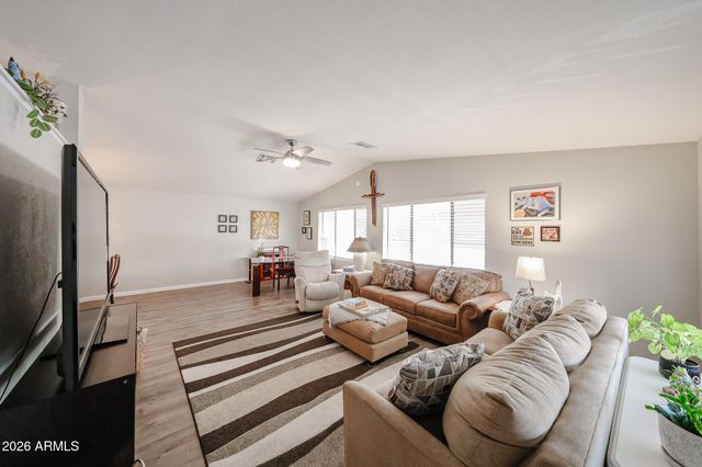 3901 E PINNACLE PEAK Road 236, Phoenix, AZ 85050