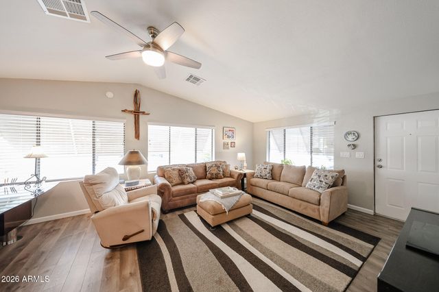 3901 E PINNACLE PEAK Road 236, Phoenix, AZ 85050