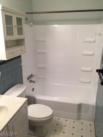 1790 Skyline Drive, Richmond Heights, OH 44143