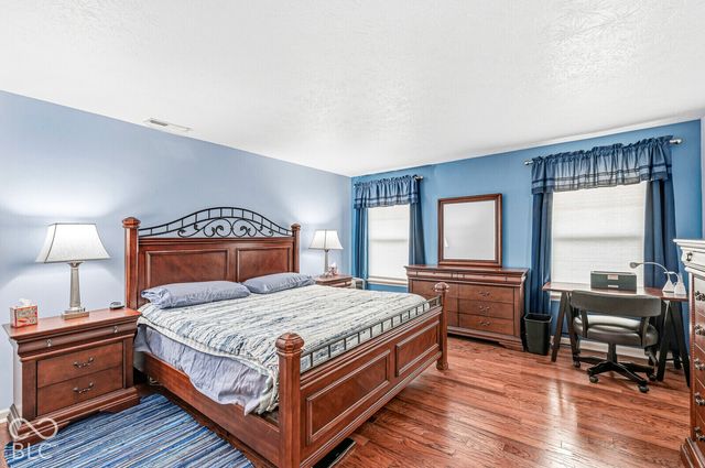 9554 Oakley Drive, Indianapolis, IN 46260