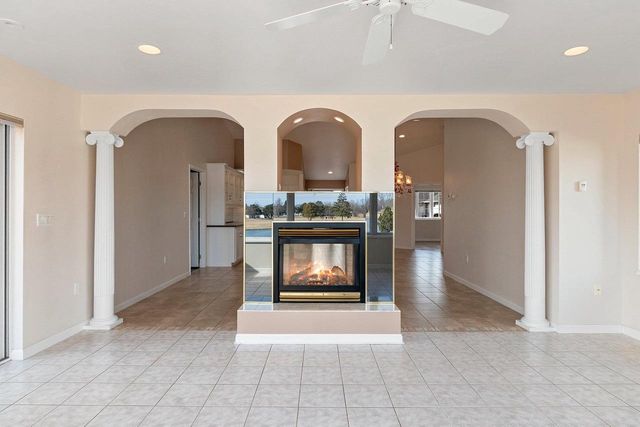 1617 TWIN LAKES CIRCLE, Green Bay, WI 54311