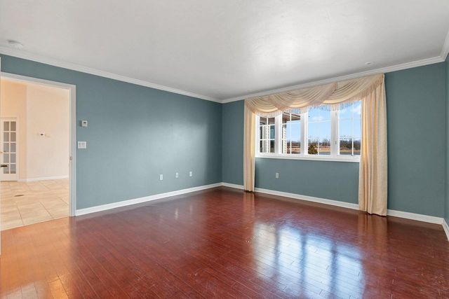 1617 TWIN LAKES CIRCLE, Green Bay, WI 54311