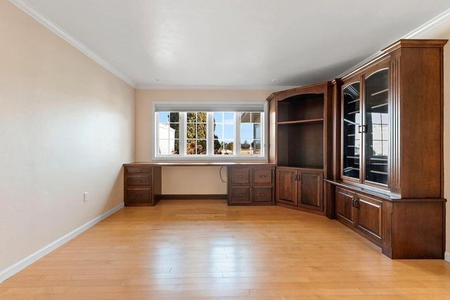 1617 TWIN LAKES CIRCLE, Green Bay, WI 54311