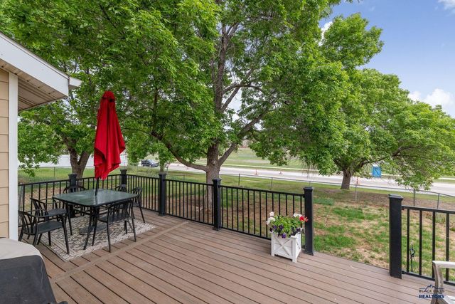 1128 CLOVER RIDGE DR, Rapid City, SD 57701