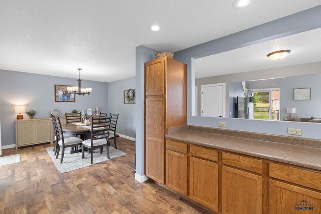 1128 CLOVER RIDGE DR, Rapid City, SD 57701