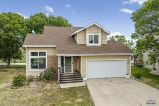 1128 CLOVER RIDGE DR, Rapid City, SD 57701