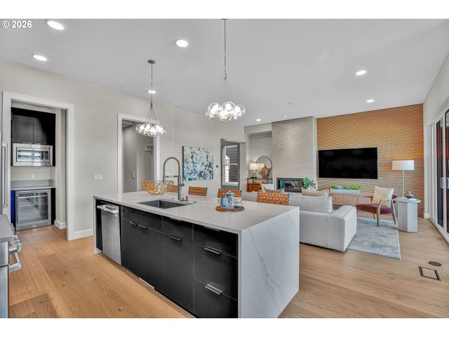 16441 Nw LIBERTY St, Portland, OR 97229