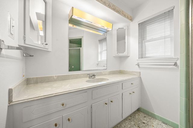 11407 Valley Spring Drive, Houston, TX 77043