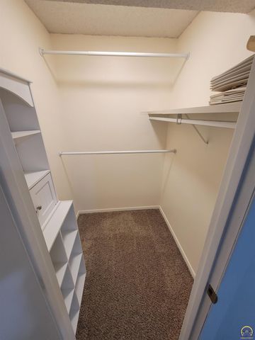 3032 SW Lydia AVE Unit #206, Topeka, KS 66614