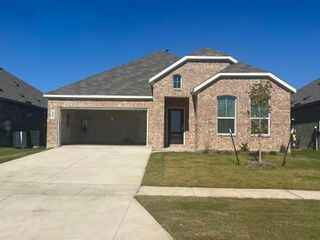 909 Calley Pear Trail, Princeton, TX 75407