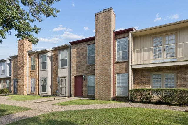 6111 Beverly Hill Street 10, Houston, TX 77057