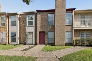 6111 Beverly Hill Street 10, Houston, TX 77057