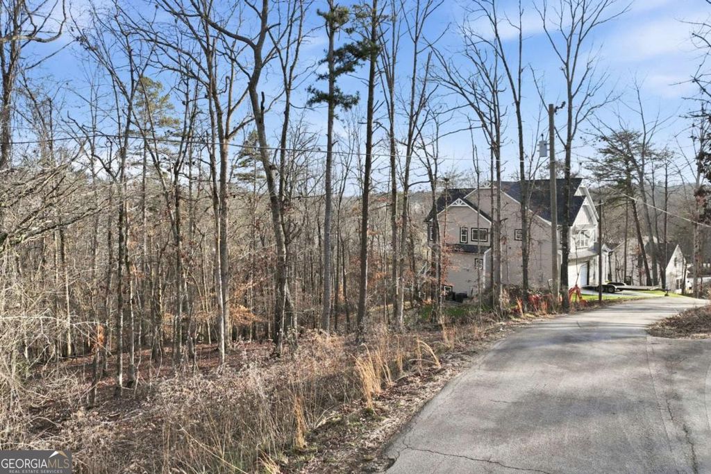 7703 Elm Circle, Murrayville, GA 30564