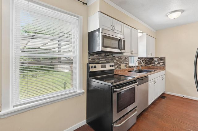 1010 Rose Place, Columbus, OH 43227