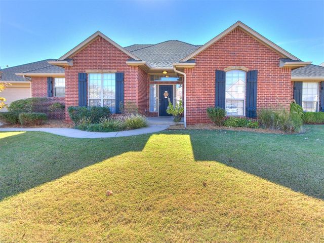 4624 NW 157th St, Edmond, OK 73013
