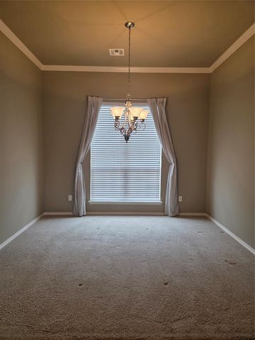 4624 NW 157th St, Edmond, OK 73013