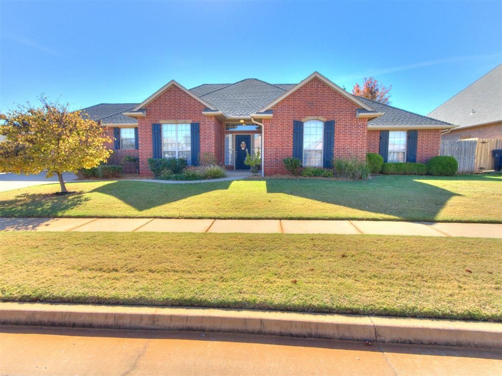 4624 NW 157th St, Edmond, OK 73013