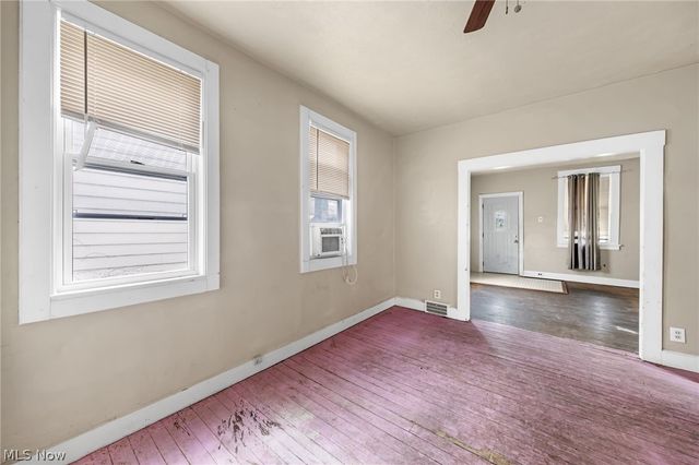 3273 W 44th Street, Cleveland, OH 44109