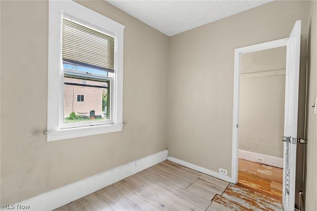 3273 W 44th Street, Cleveland, OH 44109