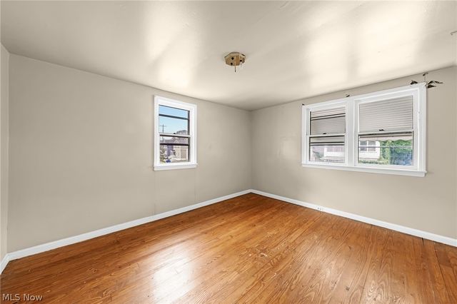 3273 W 44th Street, Cleveland, OH 44109
