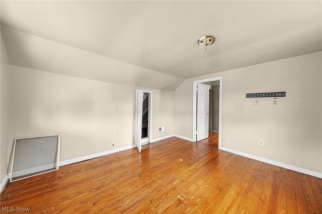 3273 W 44th Street, Cleveland, OH 44109