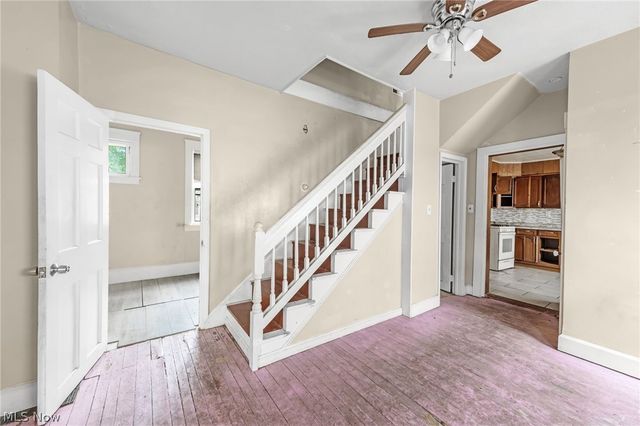 3273 W 44th Street, Cleveland, OH 44109