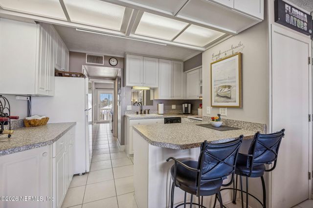 811 1ST Street UNIT 10, Jacksonville Beach, FL 32250