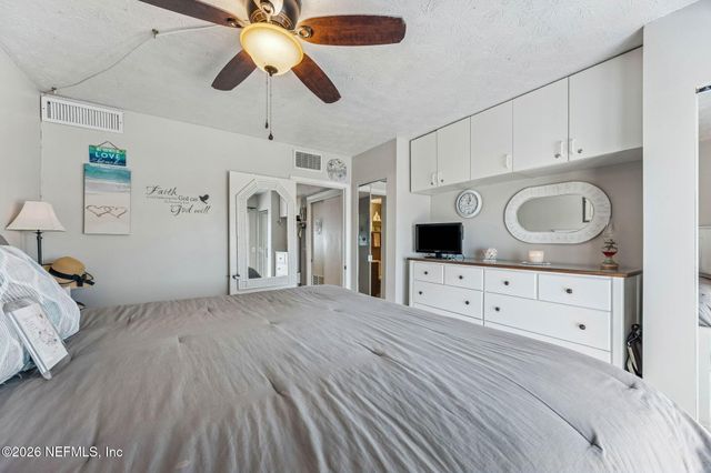 811 1ST Street UNIT 10, Jacksonville Beach, FL 32250