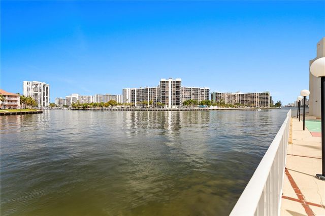 3800 S Ocean Dr 414, Hollywood, FL 33019