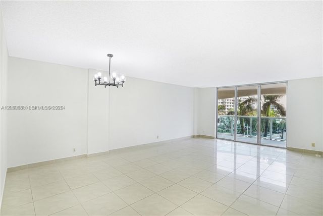 3800 S Ocean Dr 414, Hollywood, FL 33019