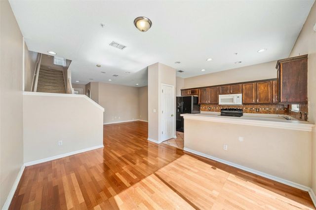 9434 SILVER BUTTONWOOD STREET, Orlando, FL 32832