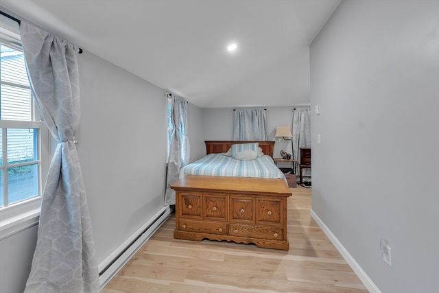 21 Myrtle Ave, Sterling, MA 01564