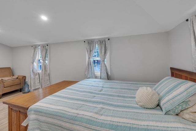 21 Myrtle Ave, Sterling, MA 01564