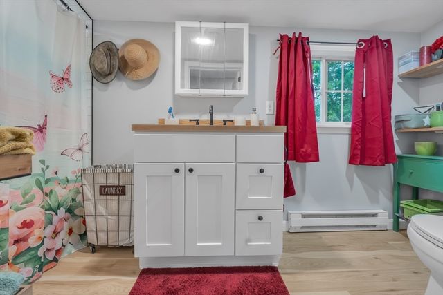 21 Myrtle Ave, Sterling, MA 01564