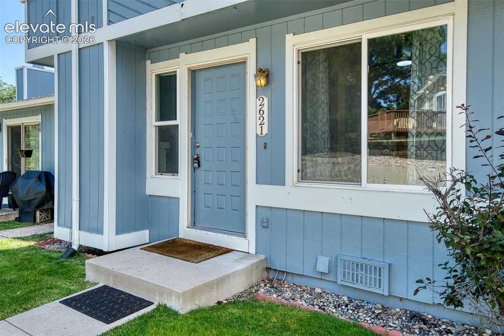 2621 Hearthwood Lane, Colorado Springs, CO 80917 — photo 2