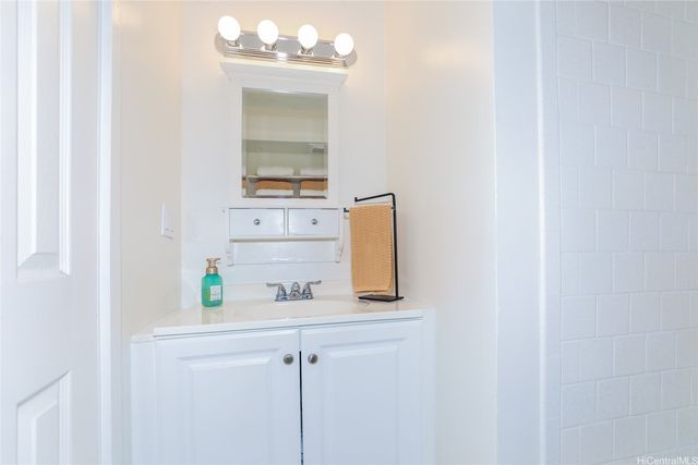 45-535 Luluku Road H4, Kaneohe, HI 96744