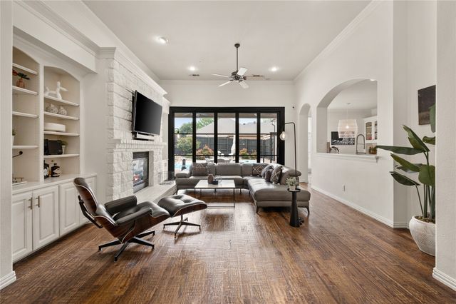 8200 Fenwick Drive, North Richland Hills, TX 76182