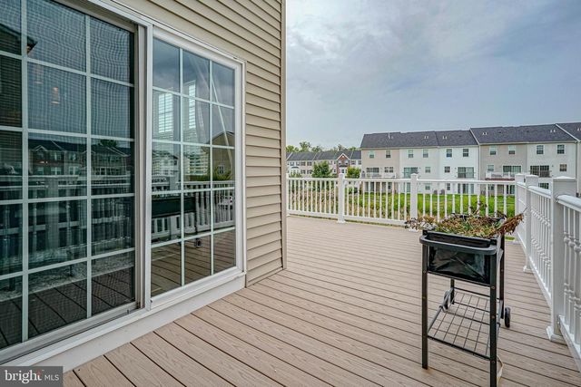 456 DOGWOOD DR, Woodbury, NJ 08096